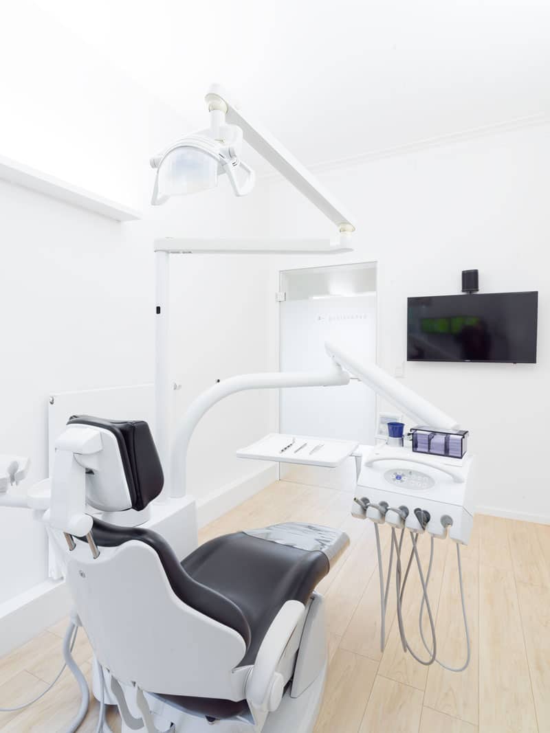 Behandlungszimmer Zahnarztpraxis Dr. Axel Ruppert